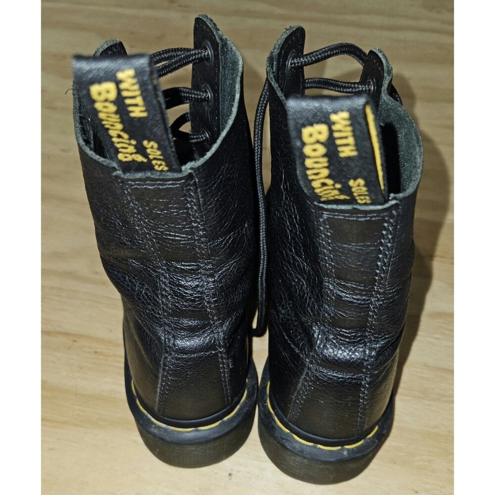 Dr Martens Boots Womens 7 Black  8 Eyelet Air Wair High Top Lace Up Combat - Picture 3 of 7